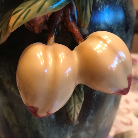 HAND CRAFTED VASE ADDED VINES AND FRUIT - Picture 4 of 16